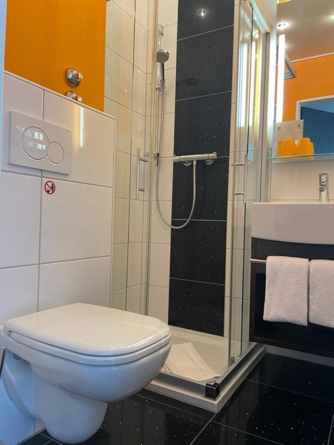 Hotel Unterfeldhaus Erkrath Eksteriør billede