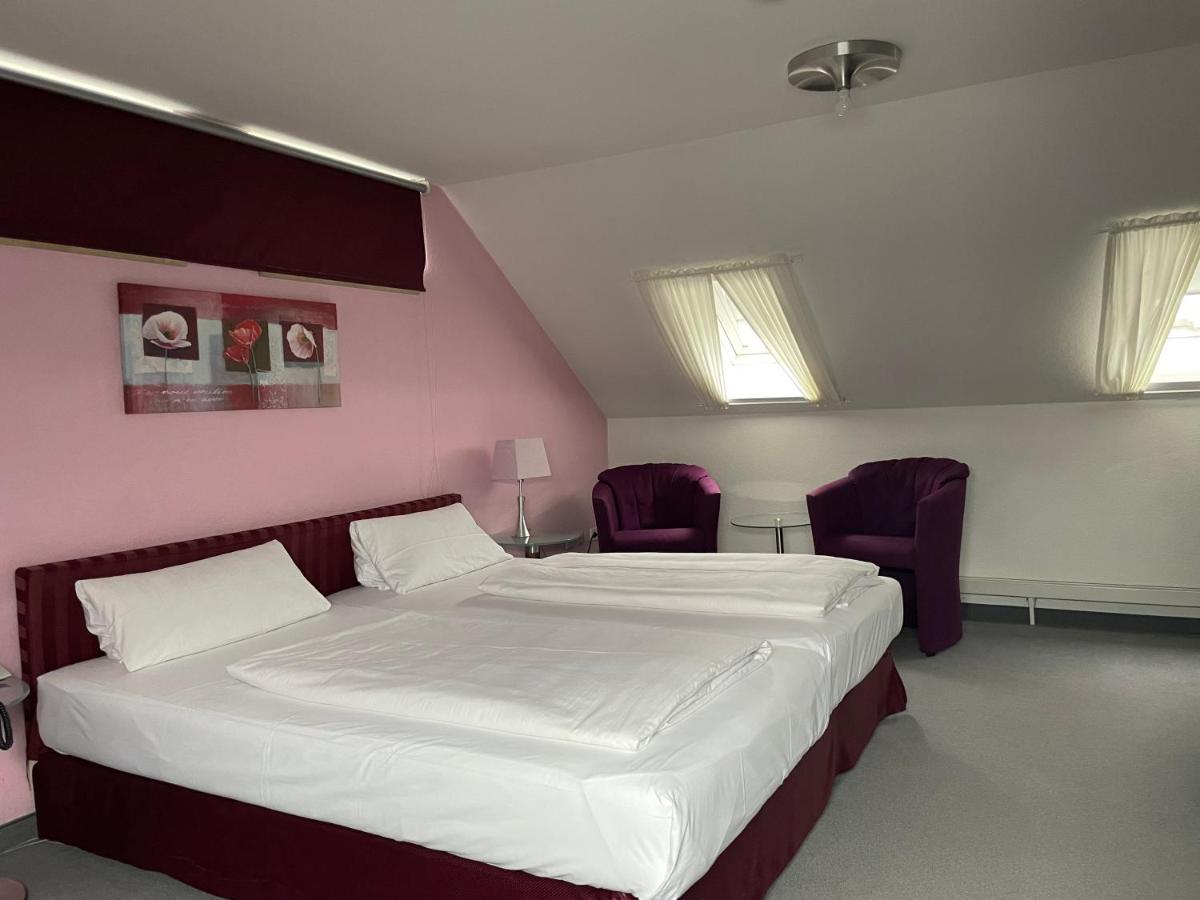 Hotel Unterfeldhaus Erkrath Eksteriør billede