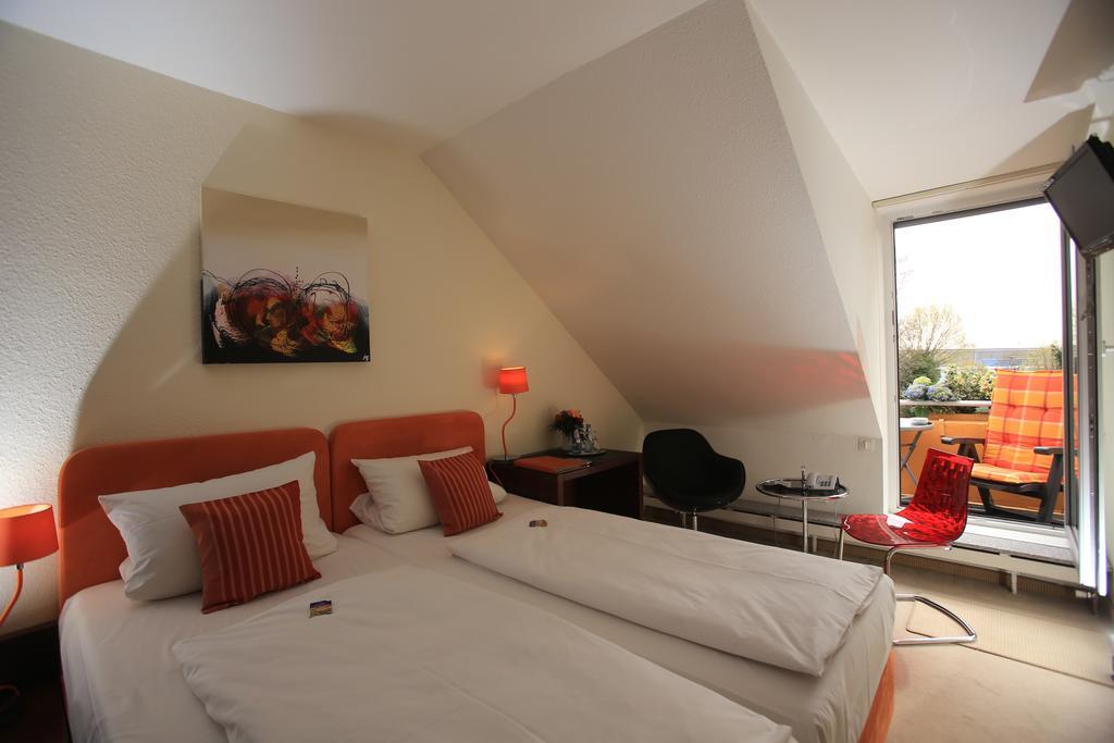Hotel Unterfeldhaus Erkrath Eksteriør billede